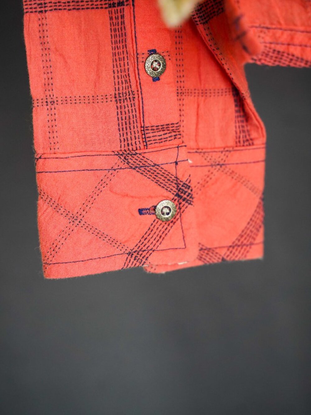 Miss Me Women's Coral Plaid Western Lace Trim Button Up Shirt Large - Picture 10 of 14